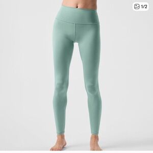 ALO Yoga Kids 7/8 Airlift Leggings - Botanical Green